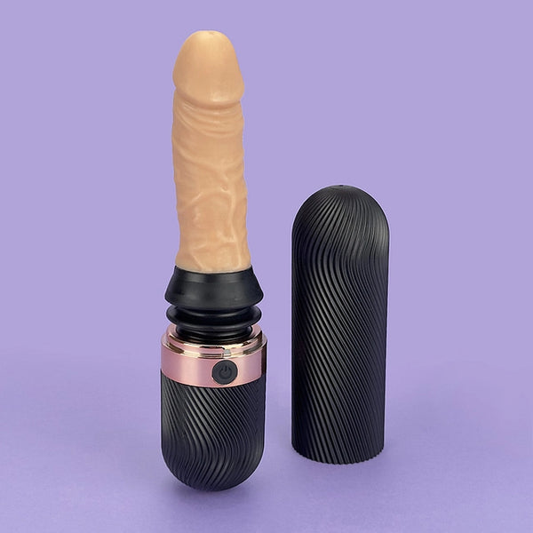 Fantasy thruster Thrusting vibrator