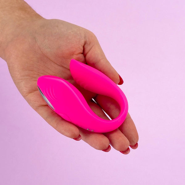 Connection c-shape App-controlled C shaped vibrator